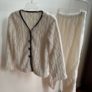 Women's Elegant plush fuzzy herringbone 2 piece pajama long sleeve v neck top